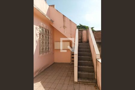 Casa à venda com 500m², 8 quartos e 4 vagas Casa à venda com 500m², 8 quartos e 4 vagasTerraço