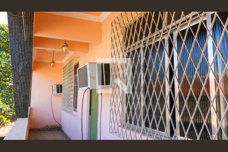 Casa à venda com 500m², 8 quartos e 4 vagas Casa à venda com 500m², 8 quartos e 4 vagasVaranda da Sala - 2º Pavimento