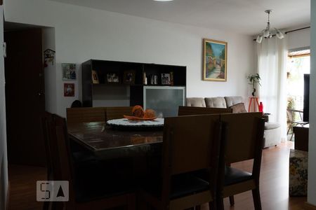 Sala de apartamento à venda com 3 quartos, 70m² em Chora Menino, São Paulo