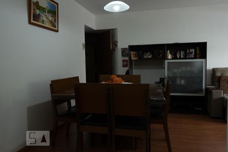 Sala de apartamento à venda com 3 quartos, 70m² em Chora Menino, São Paulo