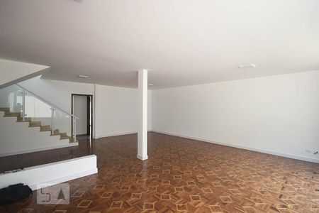 Sala de casa para alugar com 4 quartos, 500m² em Morumbi, São Paulo