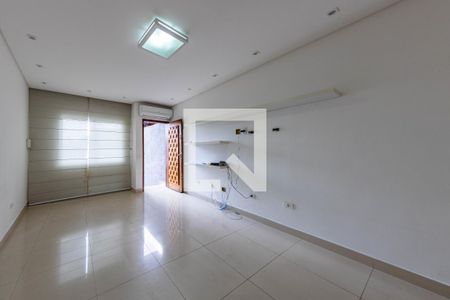 Sala de casa à venda com 3 quartos, 170m² em Vila Graciosa, São Paulo