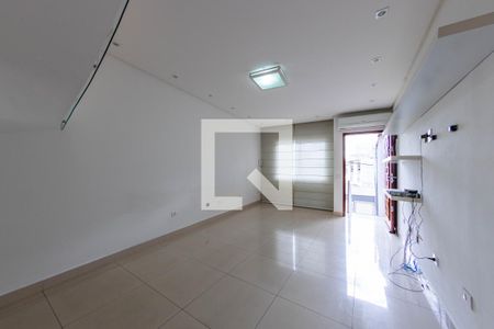 Sala de casa à venda com 3 quartos, 170m² em Vila Graciosa, São Paulo