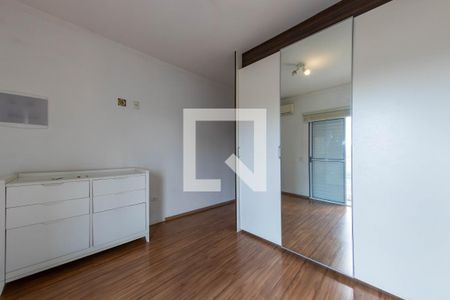 Suíte de casa à venda com 3 quartos, 170m² em Vila Graciosa, São Paulo