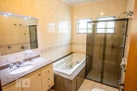 Banheiro do Quarto 1 de casa à venda com 3 quartos, 150m² em Vila Gomes Cardim, São Paulo