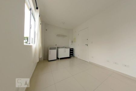 Cozinha de kitnet/studio para alugar com 1 quarto, 32m² em Água Verde, Curitiba