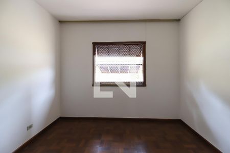 Casa para alugar com 288m², 3 quartos e 4 vagas Casa para alugar com 288m², 3 quartos e 4 vagasSuíte 2