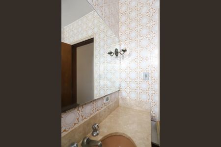 Casa para alugar com 288m², 3 quartos e 4 vagas Casa para alugar com 288m², 3 quartos e 4 vagasBanheiro da Suíte 3