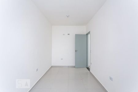 Quarto de apartamento para alugar com 1 quarto, 35m² em Jardim Roberto, Osasco