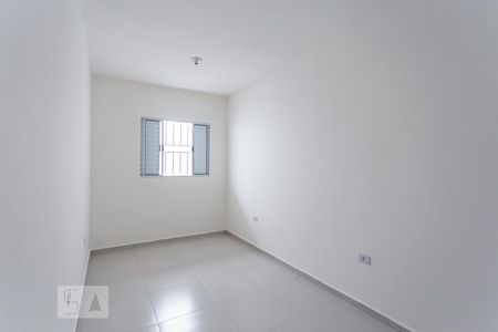 Quarto de apartamento para alugar com 1 quarto, 35m² em Jardim Roberto, Osasco