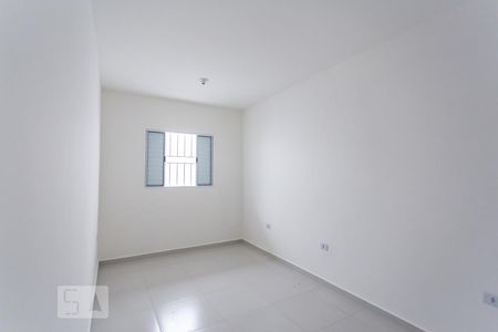 Quarto de apartamento para alugar com 1 quarto, 30m² em Jardim Roberto, Osasco