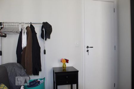Quarto 1  de apartamento à venda com 2 quartos, 70m² em Jardim Tupanci, Barueri