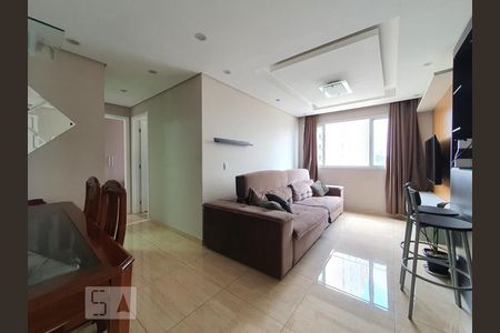 Sala de apartamento para alugar com 2 quartos, 51m² em Jardim Santa Emilia, São Paulo