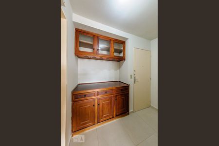 Hall de Entrada de apartamento para alugar com 1 quarto, 115m² em Cambuí, Campinas