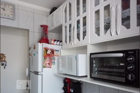 Cozinha de apartamento à venda com 2 quartos, 55m² em Vila Marieta, São Paulo