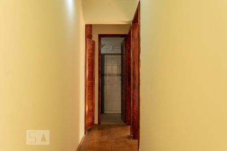 Corredor de apartamento para alugar com 2 quartos, 56m² em Parque Imperial, São Paulo