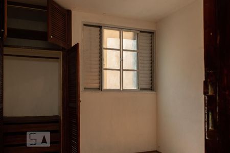 Quarto 1 de apartamento para alugar com 2 quartos, 56m² em Parque Imperial, São Paulo