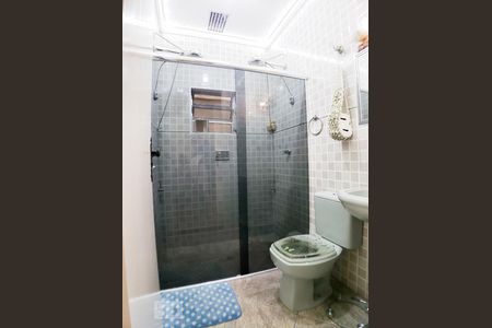 Banheiro quarto 1 de casa à venda com 2 quartos, 240m² em Itaquera, São Paulo