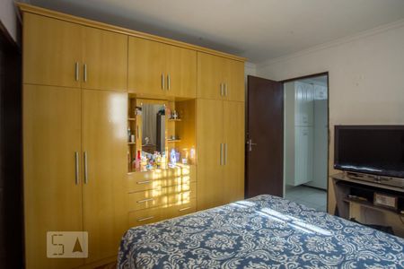 Quarto 2 de casa à venda com 2 quartos, 80m² em Parque Maria Domitila, São Paulo