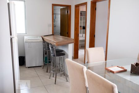 Sala e Cozinha de apartamento à venda com 2 quartos, 60m² em Canudos, Novo Hamburgo