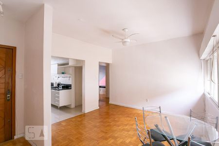 Sala de apartamento para alugar com 2 quartos, 76m² em Santana, Porto Alegre