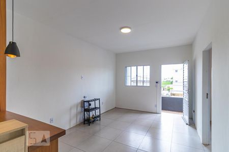 Sala de casa para alugar com 2 quartos, 70m² em Ponte Preta, Campinas