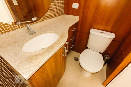 Lavabo de apartamento para alugar com 2 quartos, 61m² em Vila Ipojuca, São Paulo