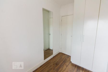 Quarto 01 de apartamento para alugar com 2 quartos, 61m² em Vila Ipojuca, São Paulo