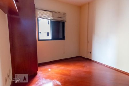 Quarto de apartamento à venda com 1 quarto, 56m² em Centro, Campinas