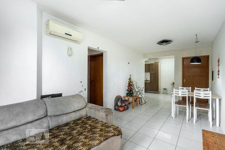 Sala de apartamento à venda com 2 quartos, 72m² em Jardim São Pedro, Porto Alegre