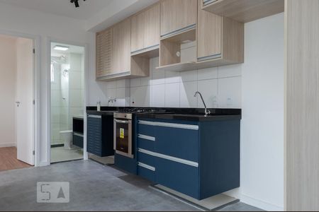 Cozinha de apartamento para alugar com 2 quartos, 36m² em Chácara Inglesa, São Paulo
