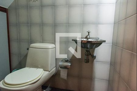 Lavabo de casa para alugar com 6 quartos, 290m² em Jardim da Gloria, São Paulo