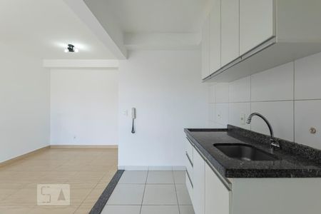 Cozinha de apartamento à venda com 1 quarto, 45m² em Liberdade, São Paulo