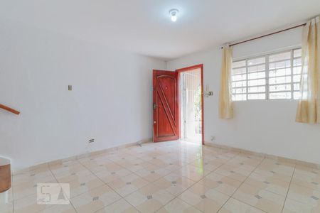 Sala de casa de condomínio para alugar com 2 quartos, 130m² em Pinheiros, São Paulo