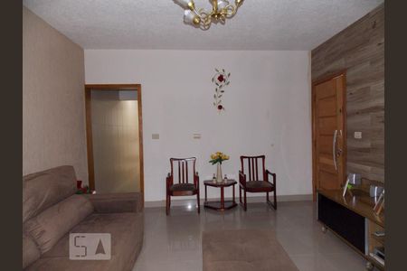 Sala de casa à venda com 3 quartos, 240m² em Vila Ede, São Paulo