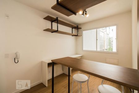 Sala/Cozinha de apartamento para alugar com 1 quarto, 25m² em Bela Vista, São Paulo