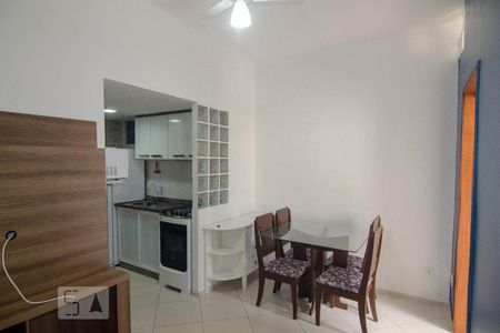 Sala de apartamento para alugar com 1 quarto, 30m² em Copacabana, Rio de Janeiro