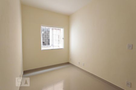 Quarto 2 de apartamento para alugar com 2 quartos, 48m² em Taquara, Rio de Janeiro