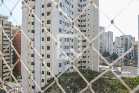 Varanda vista de apartamento para alugar com 2 quartos, 145m² em Perdizes, São Paulo