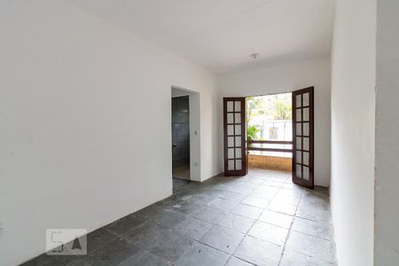 Sala de apartamento para alugar com 2 quartos, 54m² em Jardim Santa Clara, Guarulhos