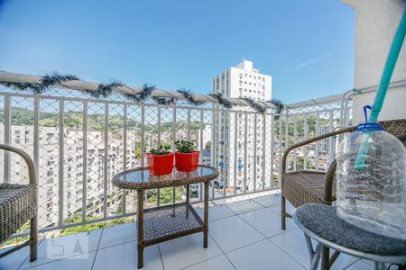 Varanda de apartamento para alugar com 2 quartos, 65m² em Fonseca, Niterói