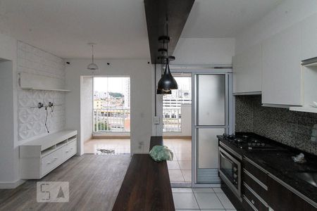 Sala e Cozinha de apartamento à venda com 2 quartos, 56m² em Mooca, São Paulo