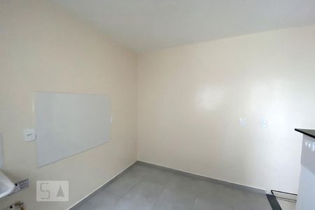 Cozinha e lavanderia de apartamento à venda com 2 quartos, 42m² em Feitoria, São Leopoldo