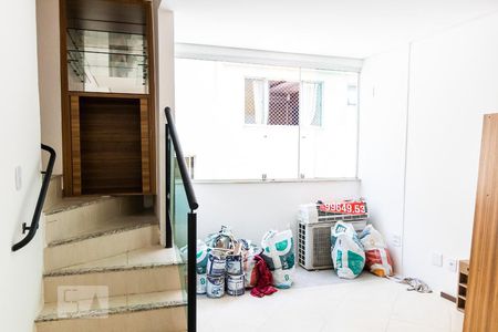 Sala de apartamento para alugar com 2 quartos, 127m² em Castelo, Belo Horizonte