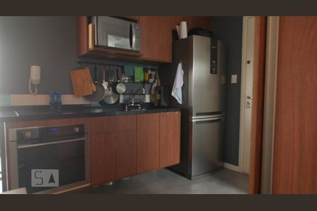 Cozinha de apartamento à venda com 1 quarto, 32m² em Jardim Paulista, São Paulo