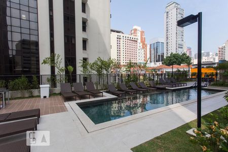 Piscina de apartamento à venda com 1 quarto, 32m² em Jardim Paulista, São Paulo