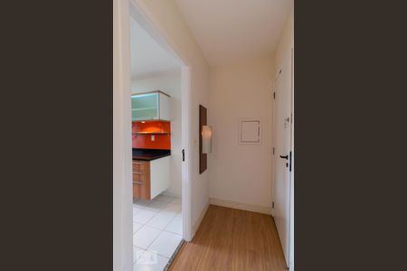 Hall de Entrada de apartamento para alugar com 2 quartos, 54m² em Mansões Santo Antônio, Campinas