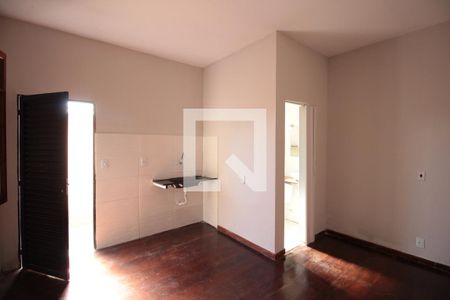 Sala/Quarto/Cozinha de kitnet/studio para alugar com 1 quarto, 20m² em Céu Azul, Belo Horizonte