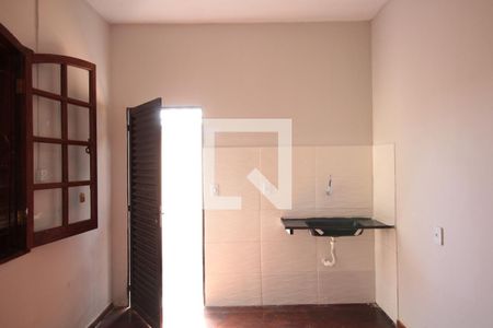 Sala/Quarto/Cozinha de kitnet/studio para alugar com 1 quarto, 20m² em Céu Azul, Belo Horizonte