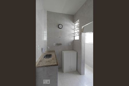 Cozinha de apartamento à venda com 1 quarto, 50m² em Copacabana, Rio de Janeiro